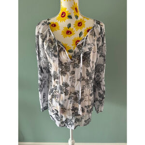 Women's Counterparts Blouse, M, White & Black Floral